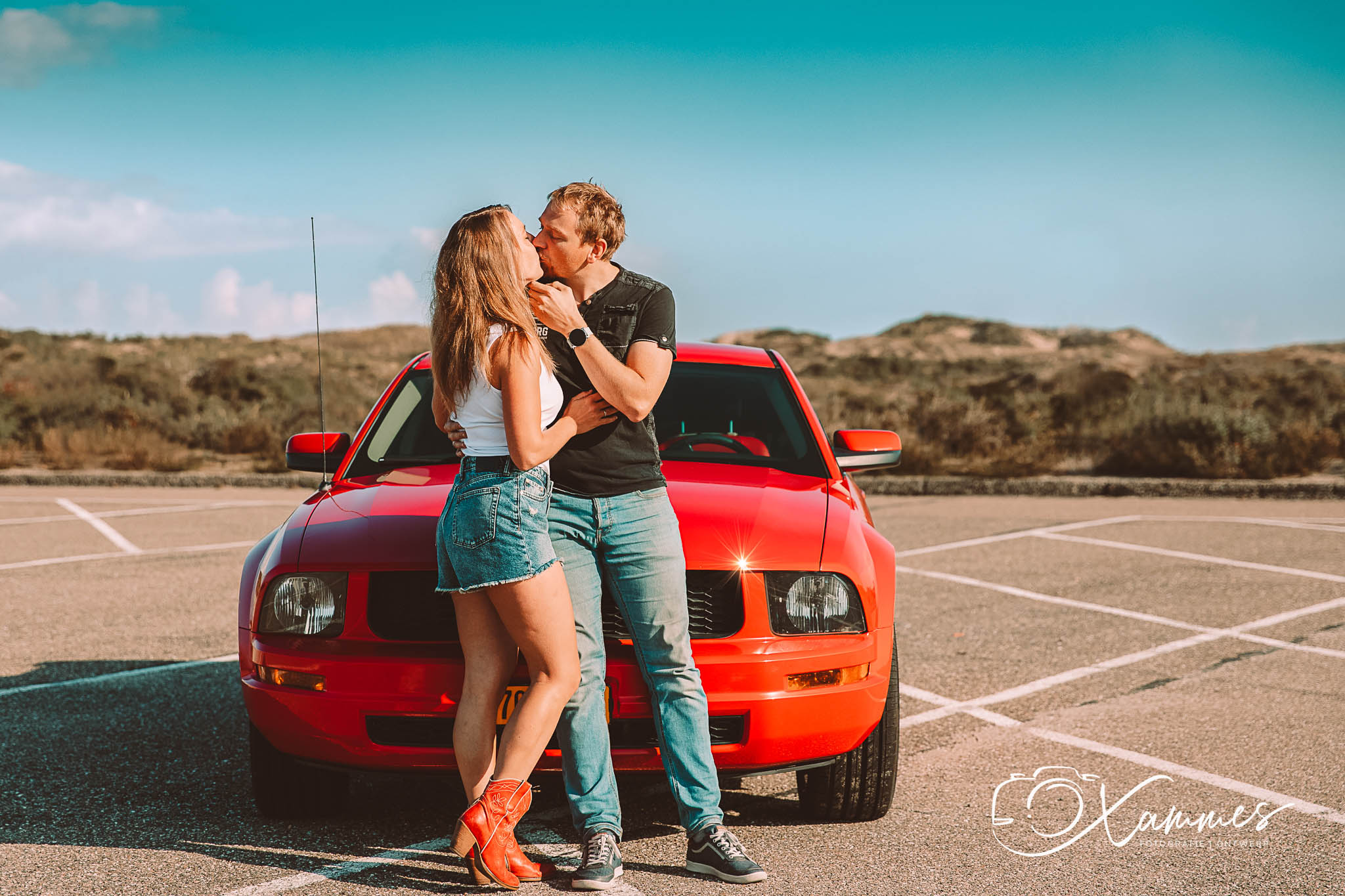Ontdek waarom een loveshoot zoveel meer is dan alleen mooie foto’s. Een moment van echte verbondenheid, spontane liefde en blijvende herinneringen. Lees meer!
