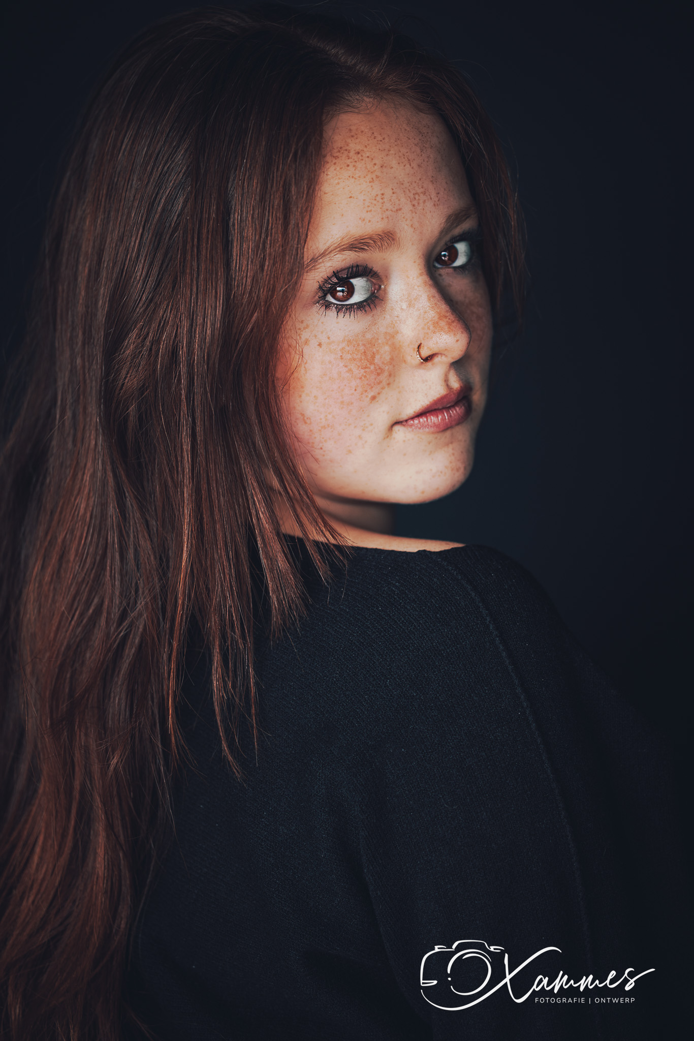 Ik kom met liefde en plezier bij je thuis om een puur portret te maken dat echt jouw persoonlijkheid vastlegt
