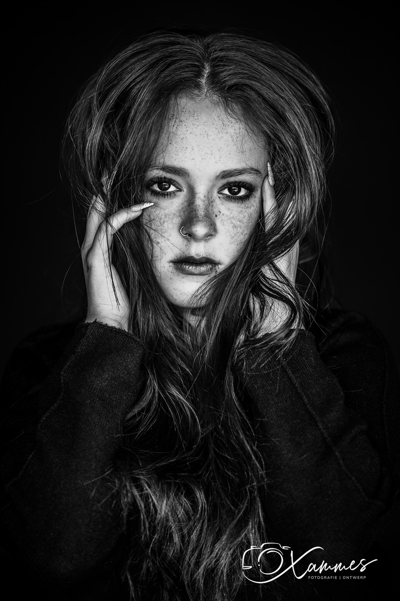 Ik kom met liefde en plezier bij je thuis om een puur portret te maken dat echt jouw persoonlijkheid vastlegt of dat van je kind